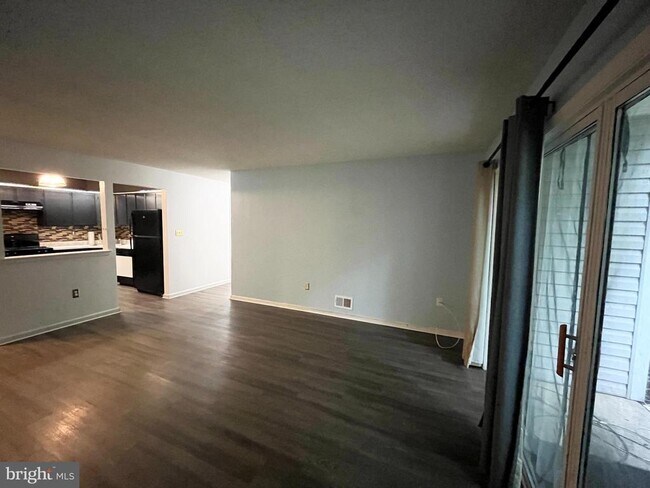 Foto del edificio - 35 Mulberry Ct