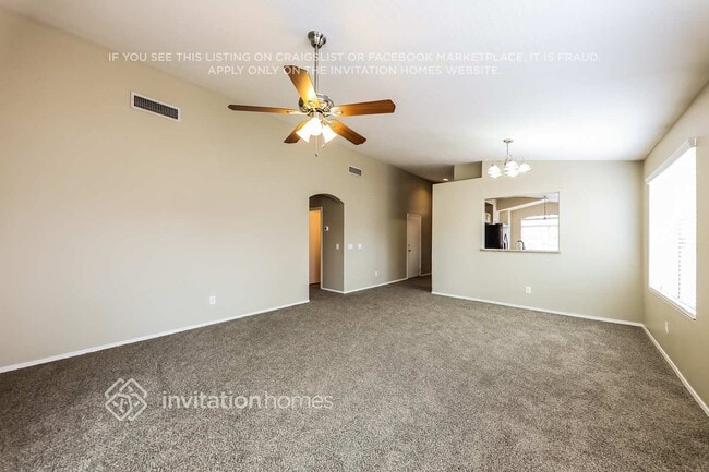 Foto del edificio - 2122 S 114th Ave