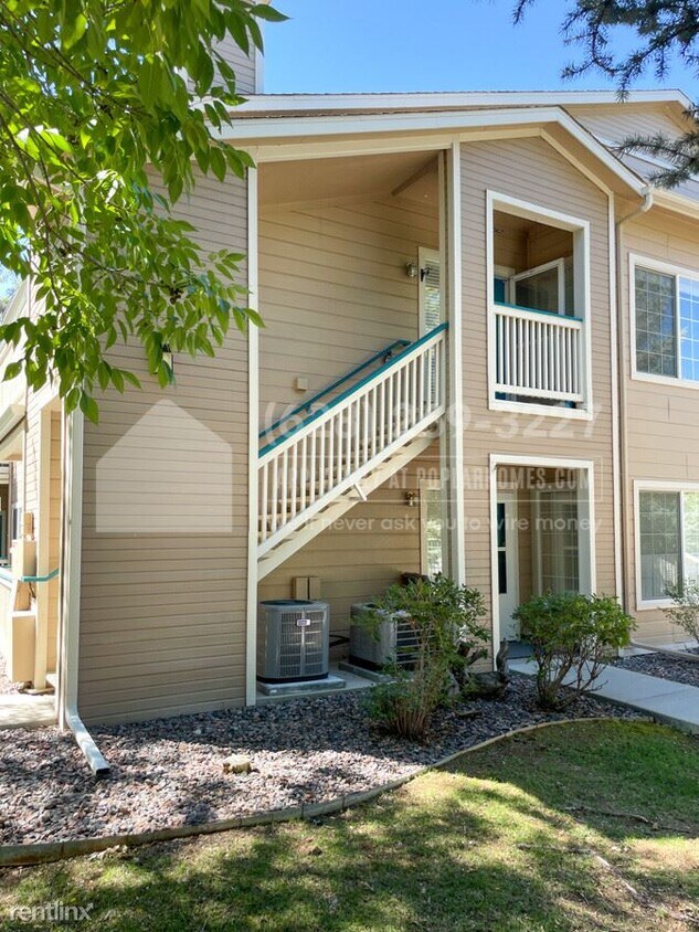 8420 S Little Rock Way Unit 202, Highlands Ranch, CO 80126 Condo for