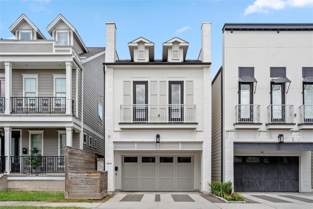 Foto principal - 113 E 26th St
