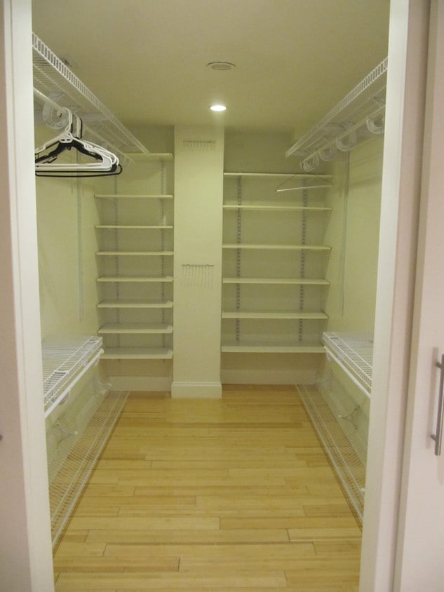 Large Master Closet - 5415 Collins Ave
