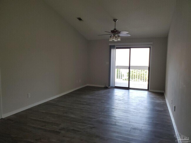 Building Photo - 1285 College Pkwy