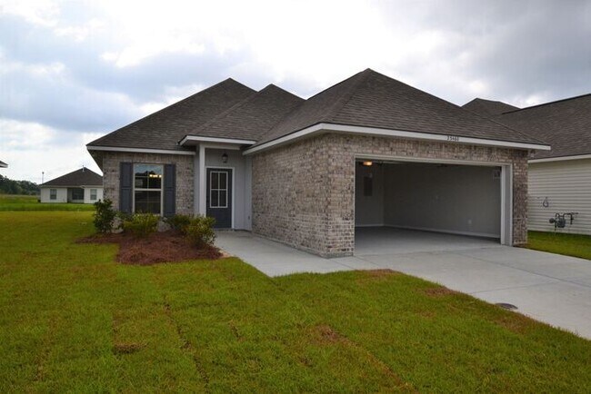 Building Photo - New Construction! Livingston Schools! 3 be...