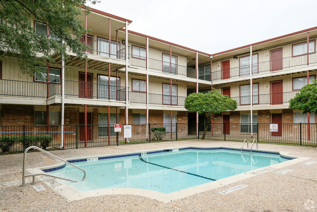 Bryton Hill Apartments