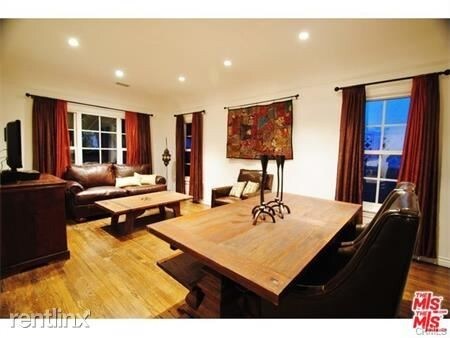 Primary Photo - 947 Havenhurst Dr