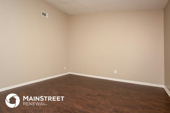 Building Photo - 141 Montego Cir