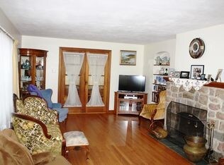 Photo - 25 River Rd