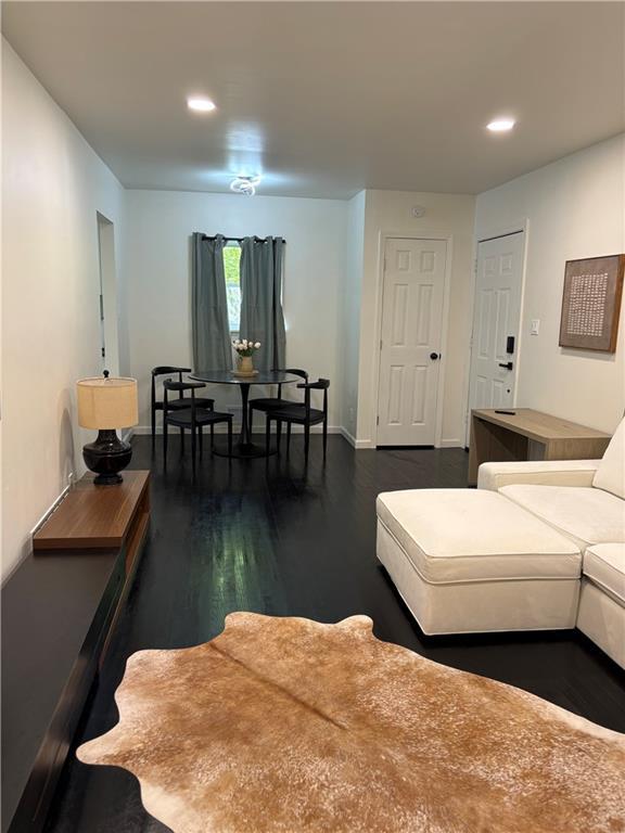 Foto del edificio - 1777 Ellen St NW