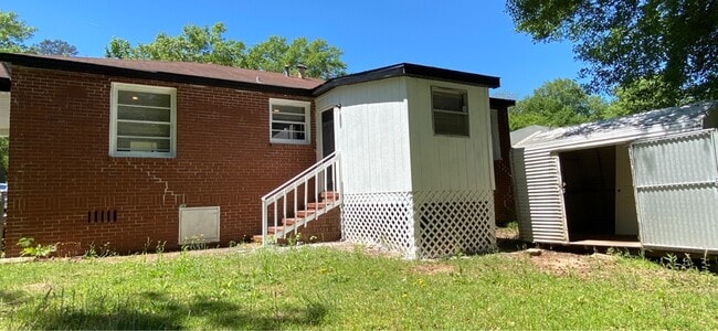 Building Photo - 46 Lafayette Dr