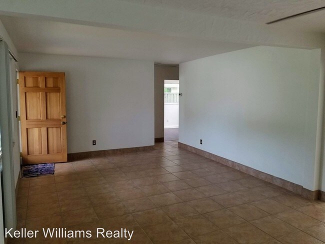 Building Photo - 2 br, 1 bath House - 8020 24th Ave N
