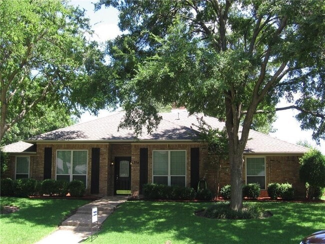 Building Photo - 1314 Waterford Pl