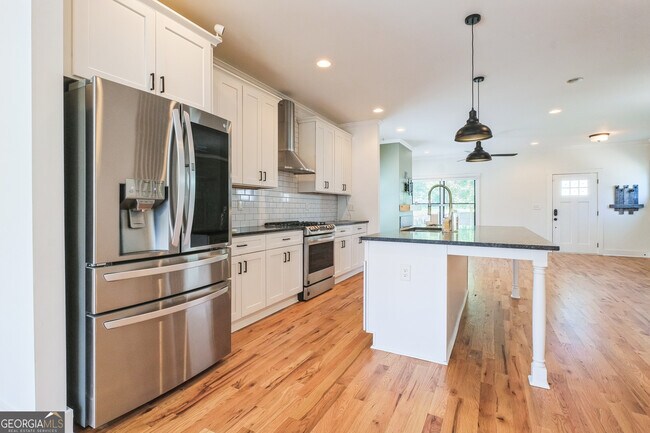 Foto del edificio - 870 Westmont Rd SW