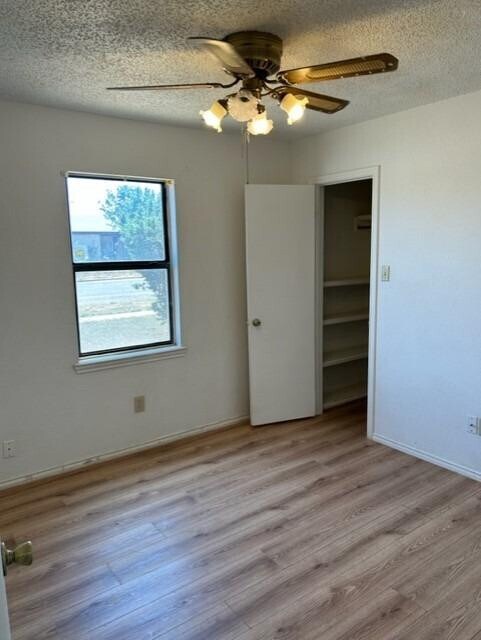 Foto del edificio - 304 E 19th St
