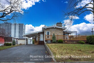 Building Photo - 1518 Morisset Ave