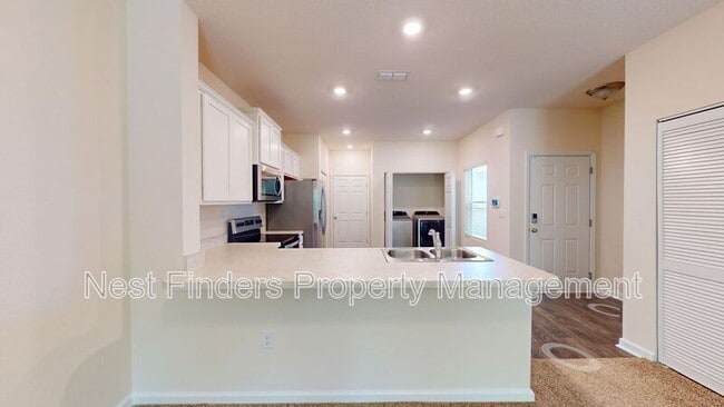 Building Photo - 93 Scotch Pebble Dr