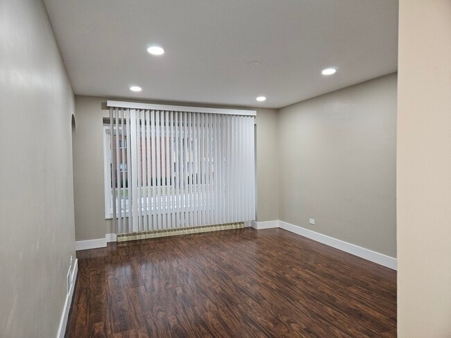 Building Photo - 8715 Ridge St