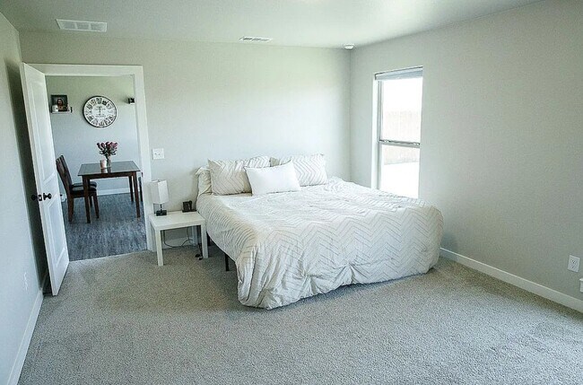 Foto del edificio - 1801 Callaway Pl