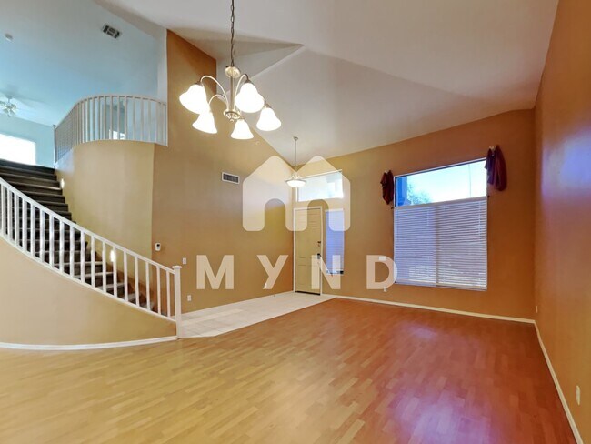 Building Photo - 1370 E Folley Pl