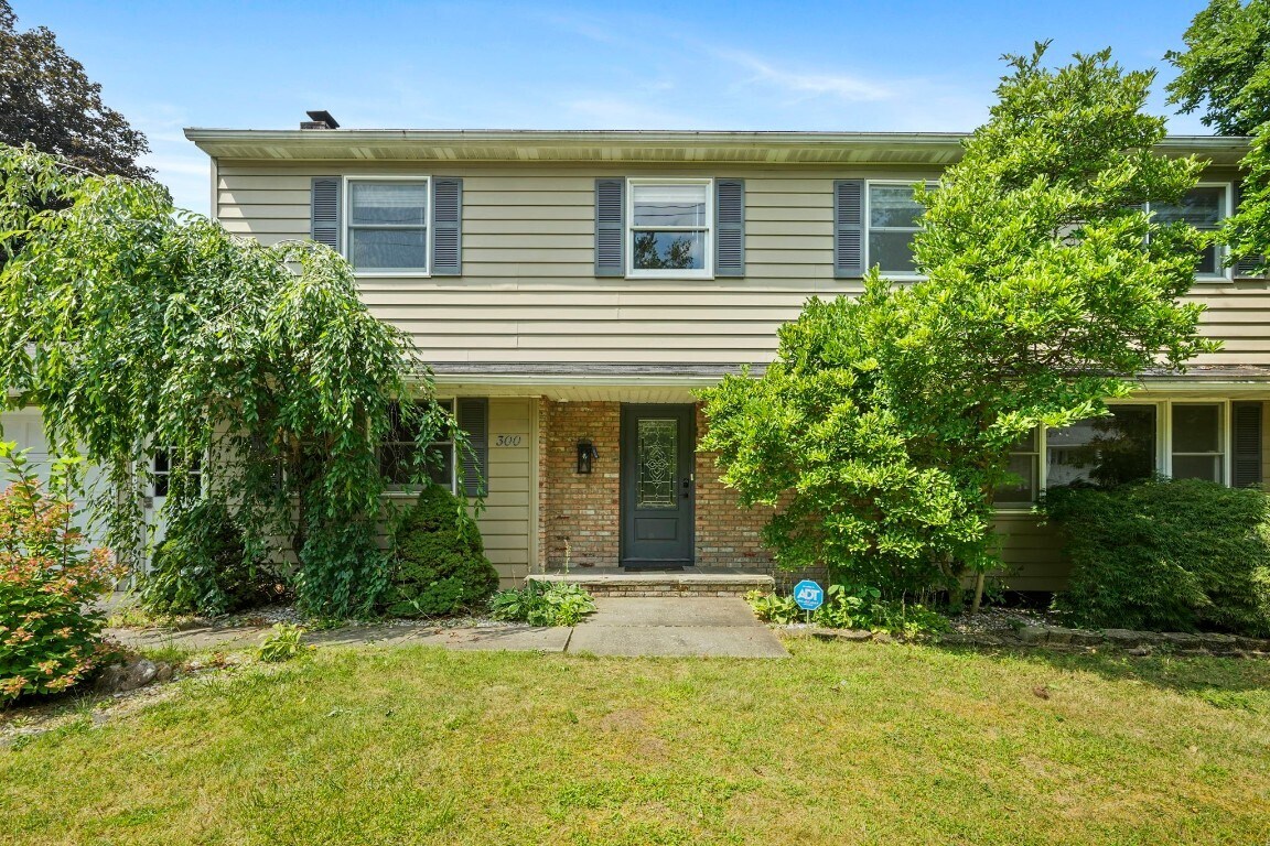 Foto principal - 300 Murray Hill Rd