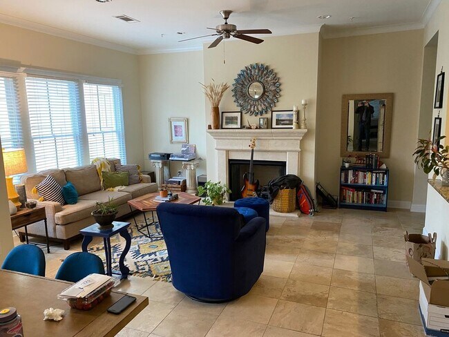 Living Room - 990 Stanford Ave