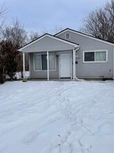 Building Photo - 9558 Meyers Rd