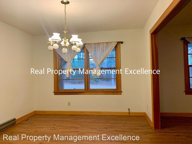 Building Photo - 3 br, 2.5 bath House - 8905 Tody Goodwin RD
