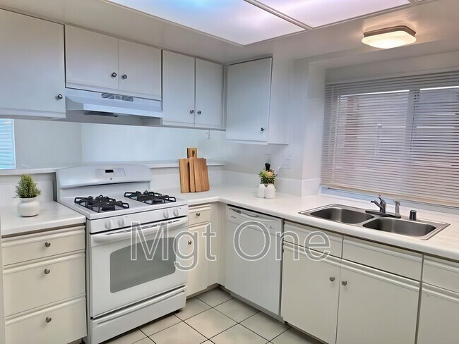 Foto del edificio - 23409 Woodlander Way