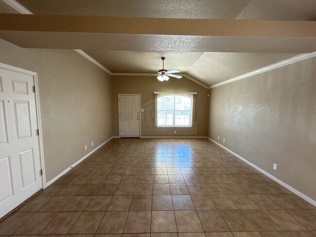 Foto del edificio - 1305 Powder River Dr