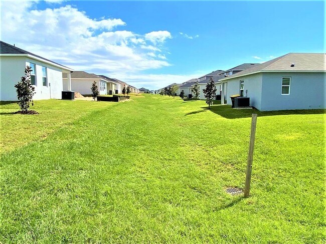 Building Photo - 1179 Papaya Cir.