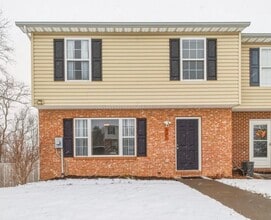 Building Photo - 501 Emily Ln