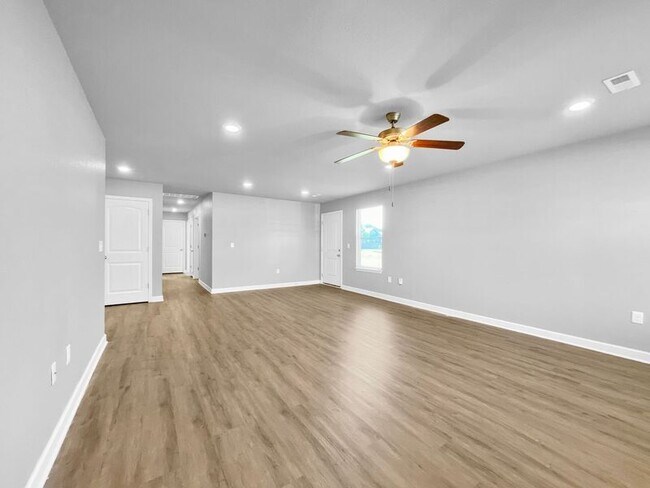 Foto del edificio - 8214 SW 1st St