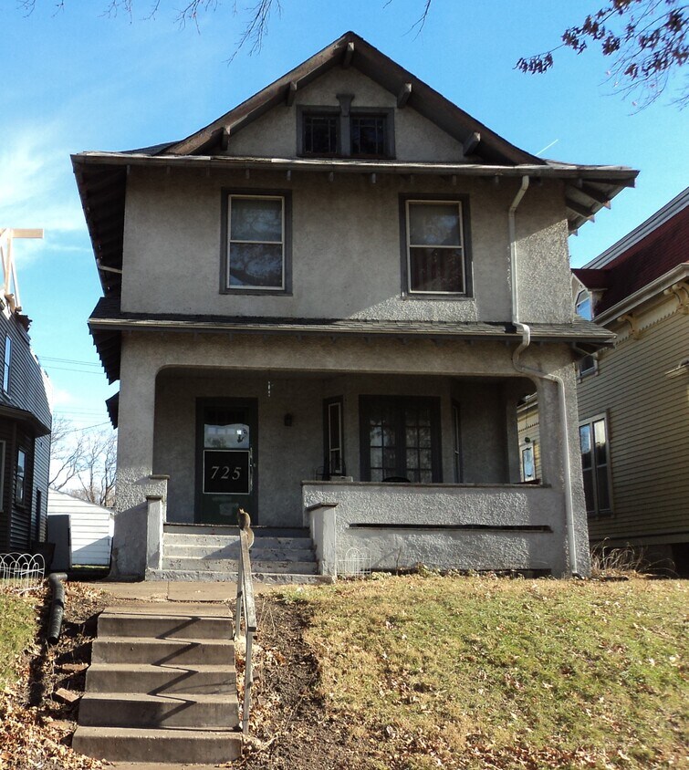 Foto principal - 725 22nd St