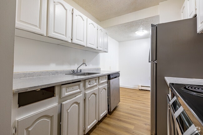 Interior Photo - Applewood Village