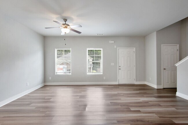 Building Photo - 5974 Westchase St