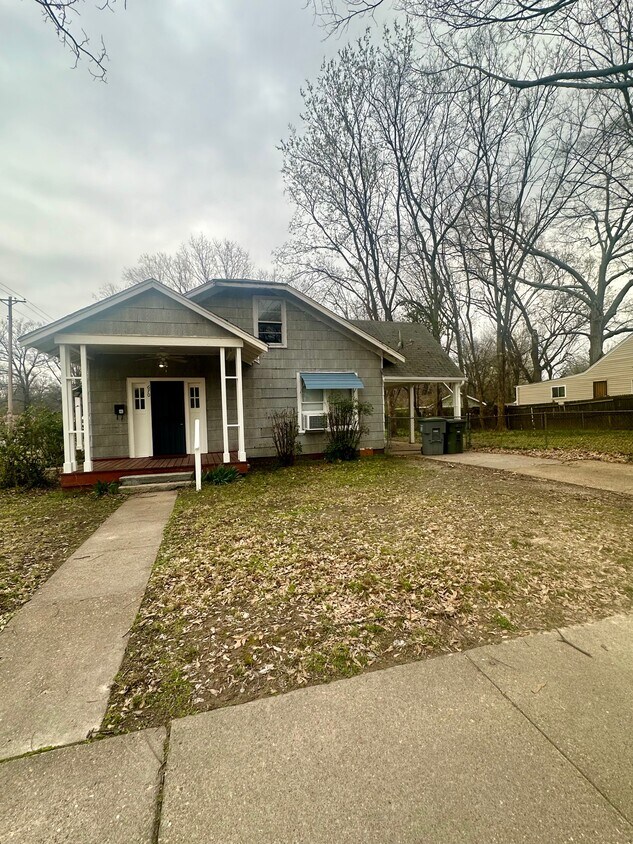Foto principal - 3825 Spottswood Ave