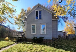 Building Photo - 1315 S Monroe St