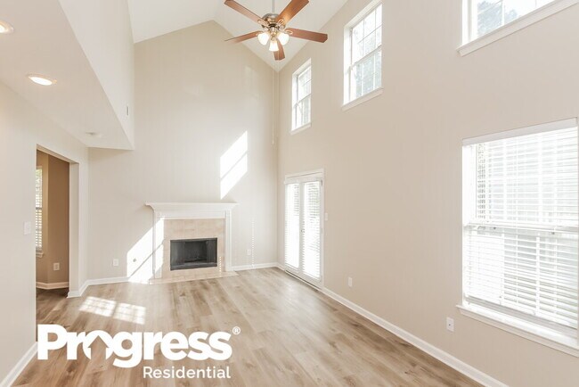 Foto del edificio - 1534 Edgemoor Ln