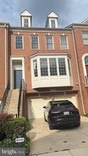 Building Photo - 11904 Castlegate Ct
