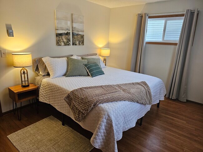 Foto del edificio - 1006 Oak St