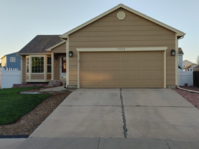 Building Photo - 7553 Barn Owl Dr