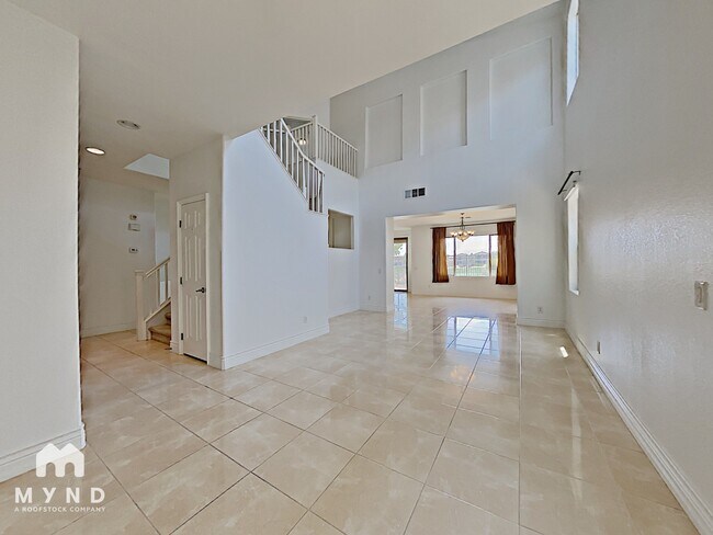 Building Photo - 105 Tall Ruff Dr