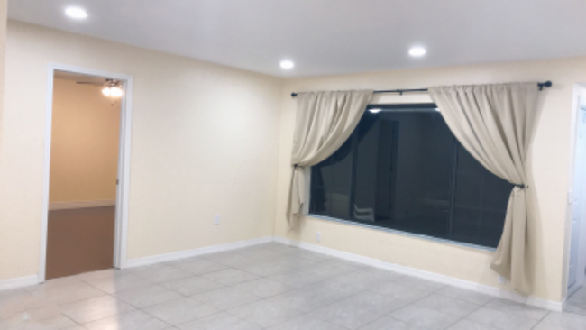 Foto del edificio - 3901 NW 115th Terrace