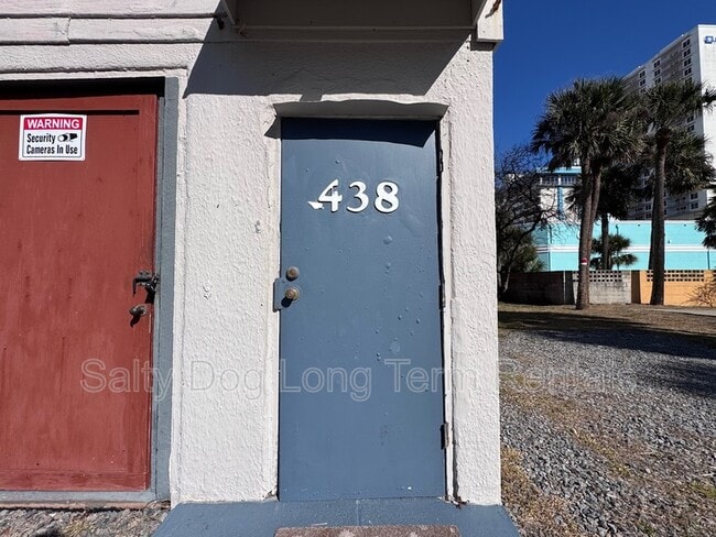 Foto del edificio - 438 N Grandview Ave