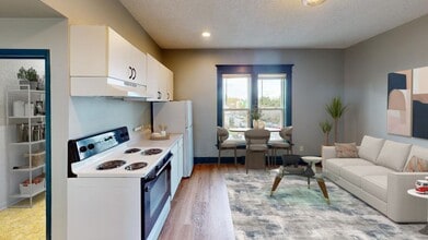 Building Photo - 6307-6321 Roosevelt Way NE