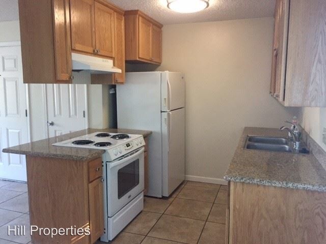 Primary Photo - 1145 W 2nd St
