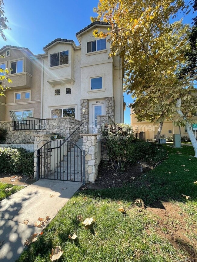 Building Photo - 389 Kentucky Ave