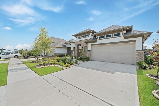 Building Photo - 12919 California Palm Ct