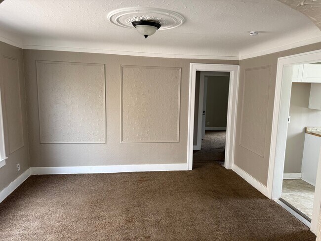 Building Photo - 16728 Woodingham Dr