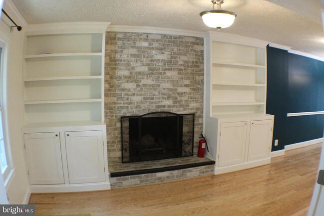 Building Photo - 14708 Bentley Square