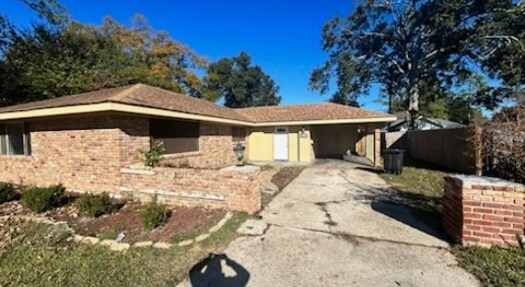 Primary Photo - 11425 Pamela Dr